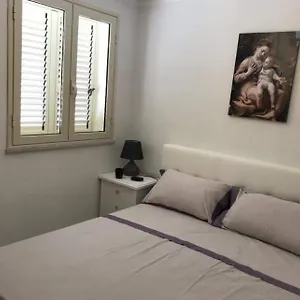 https://red-passion-apartment.sicilyhotelsitaly.net